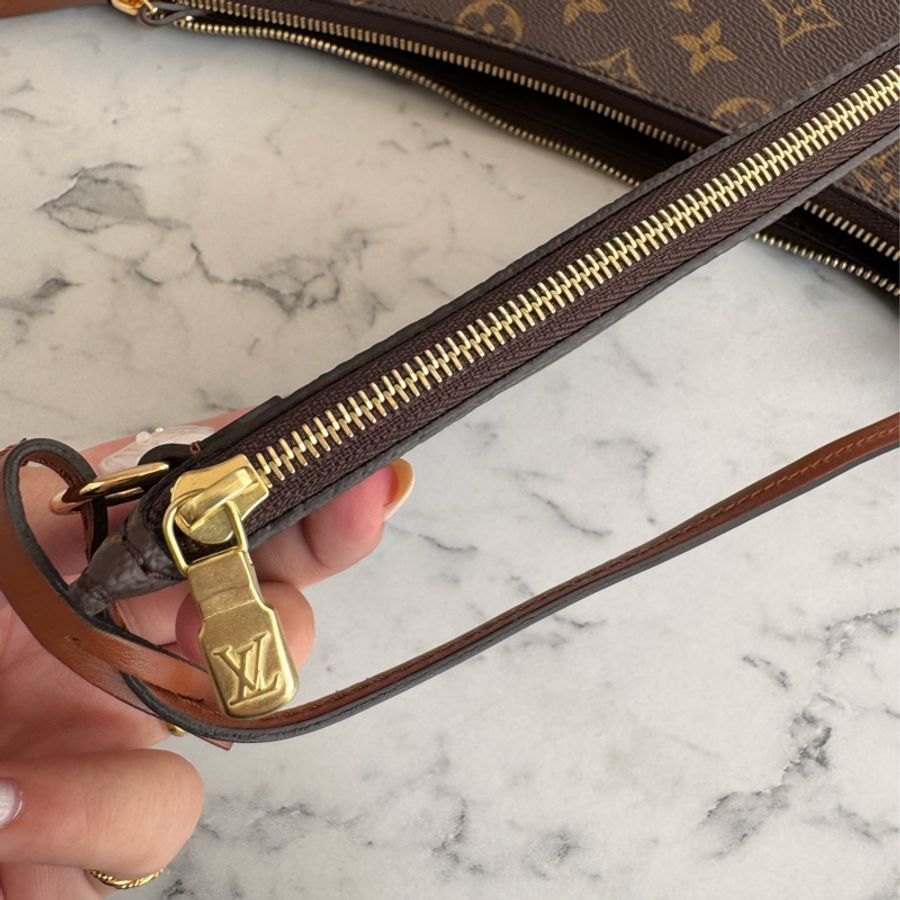 LV M46311花紋loop hobo-38