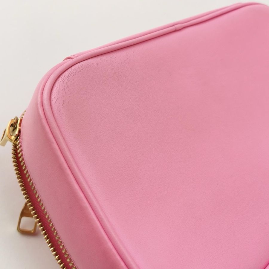 LV路易威登 Utility Crossbody 粉色皮革老花壓紋炸藥包相機包~晶片款-6