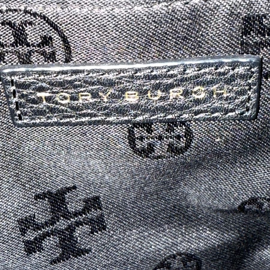 ❤️尋找愛它的主人❤️Tory Burch黑金旋轉扣鏈條斜背包 肩背包 woc-19