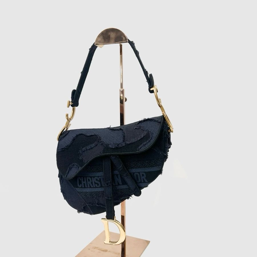 Dior 深藍刺繡霧金釦手提馬鞍包-0