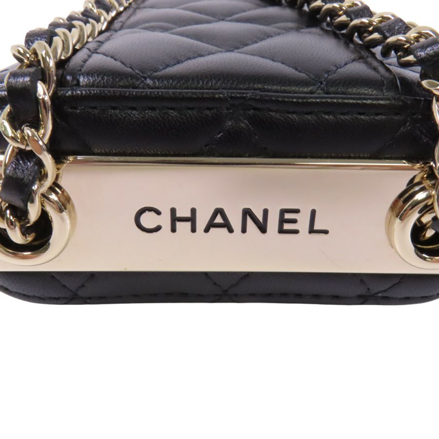 CHANEL 【激減優惠】羊皮皮革Vanity Phone Case with Chain金扣鏈帶肩背袋-14