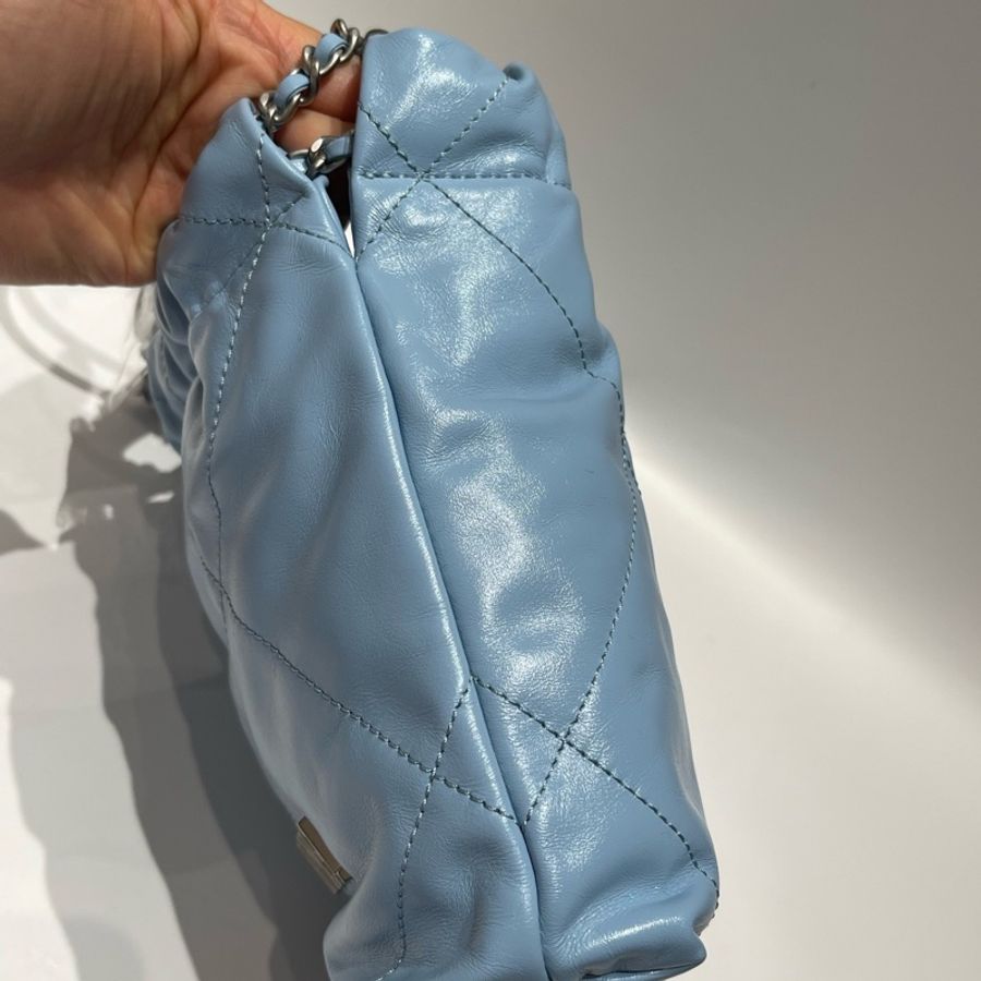 chanel 22bagmini 蓝色 尺寸約20*19*6cm。。-13