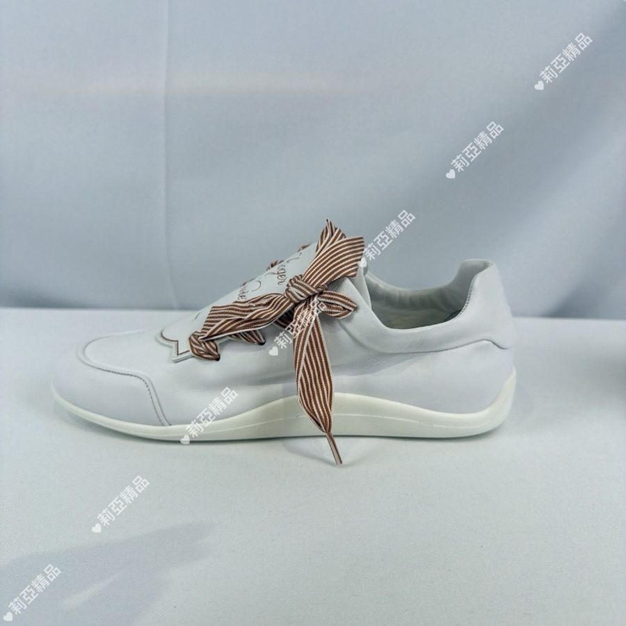 莉亞精品♡RV 綁帶字母小白鞋 尺碼34 近新美鞋-3