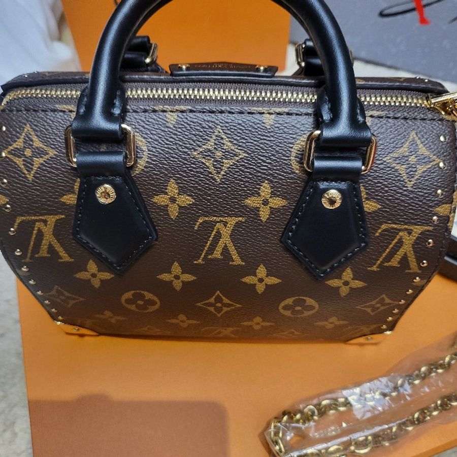 Lv trunk20 手提包 斜揹包 側背包(五金全都已包膜）-1