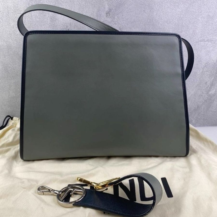 ️Fendi Runaway 深灰色牛皮中號托特包 99新 配件塵袋-5