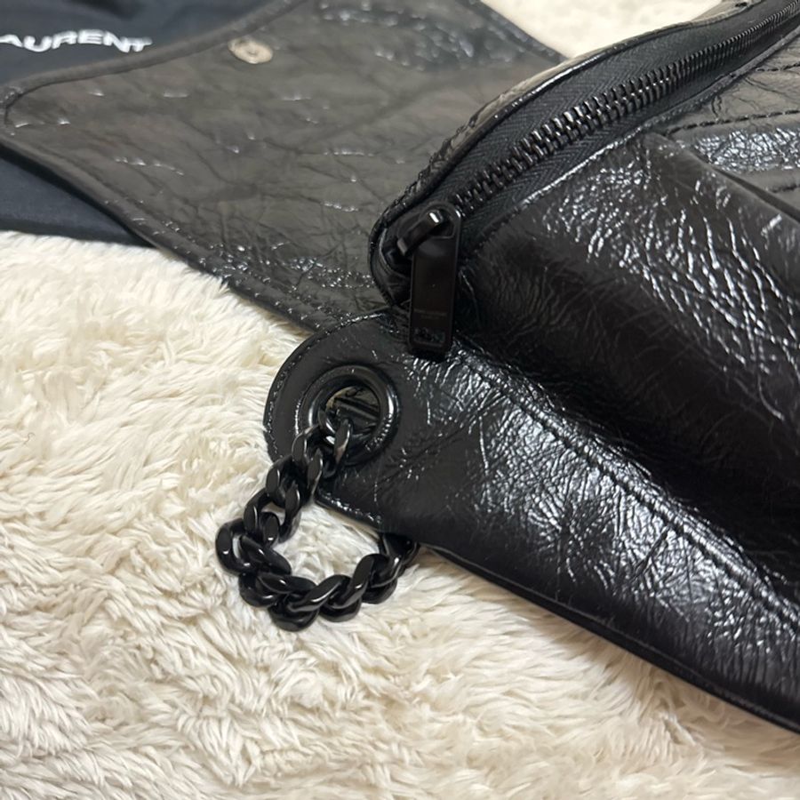 YSL Niki body bag-16