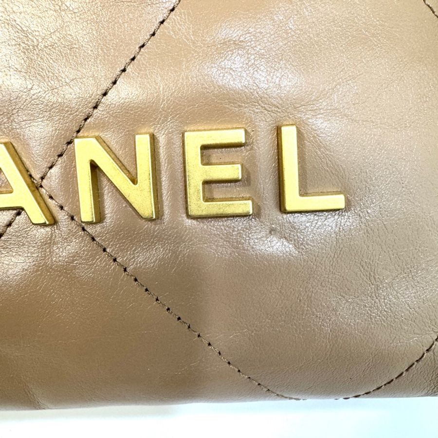 Chanel奶茶色油蠟牛皮mini 22bag AS3980-8