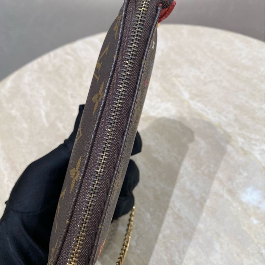 LV mini小麻將包 聖誕節限量款 尺寸約15.5*10 可自配鏈條斜垮-14