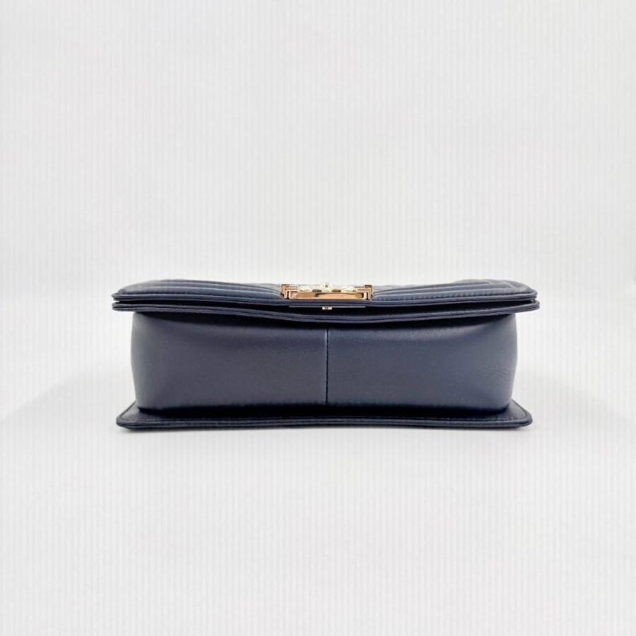 CHANEL - 深藍色羊皮金釦BOY25cm-4