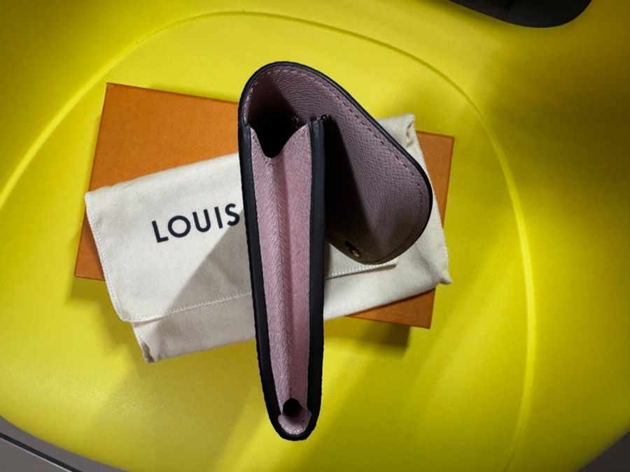 Louis Vuitton LV路易威登 M61289 Emilie經典Monogram釦式長夾（咖啡/ 內粉色）-7