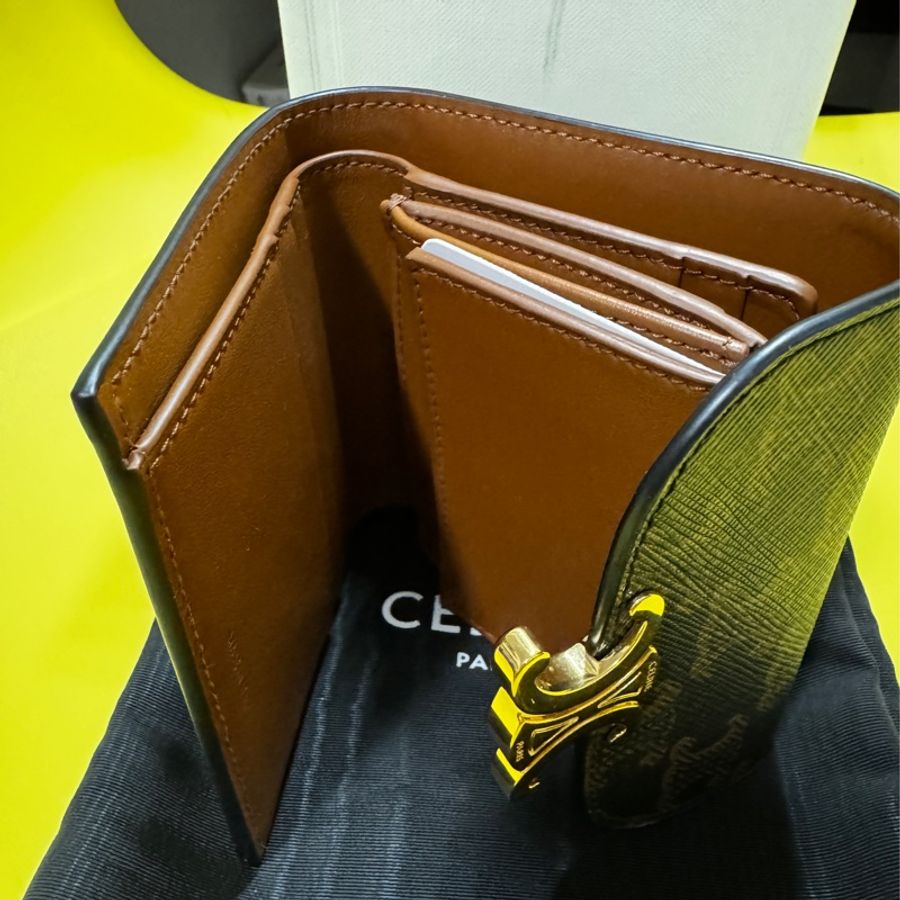 CELINE Triomphe 凱旋門扣三折短夾-老花帆布拼小牛皮黃褐-9