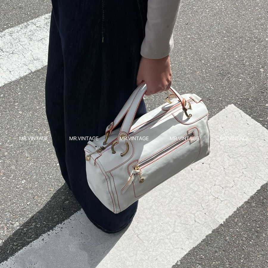 🏷️ Celine 白雪公主手拿包-1