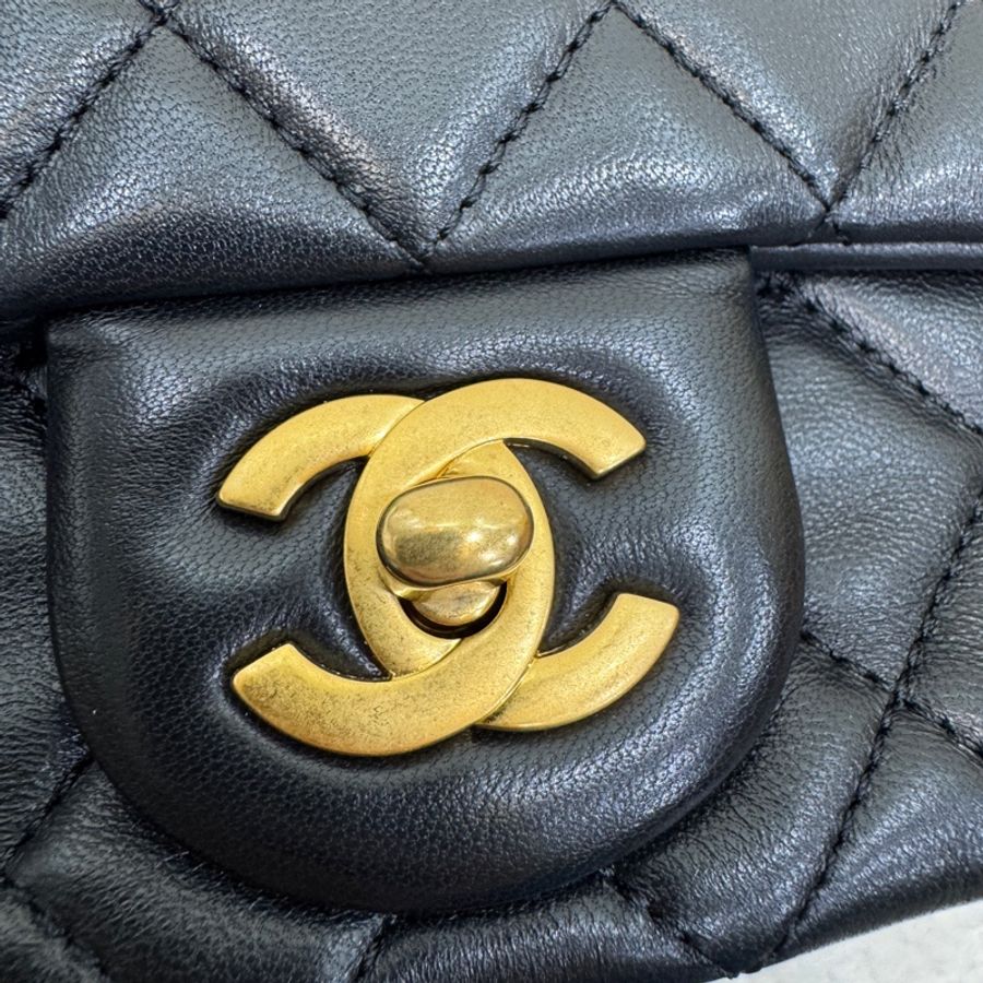 🖤Chanel 香奈兒 黑色 菱格紋 羊皮 金球 Mini 方胖 肩背包 鍊帶包 金釦 AS1786-11