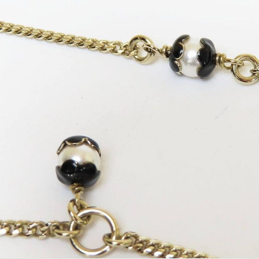【巴黎站二手名牌專賣店】＊現貨＊CHANEL 香奈兒 真品＊白色亮片黑色半圓飾邊雙C銀項鍊-1
