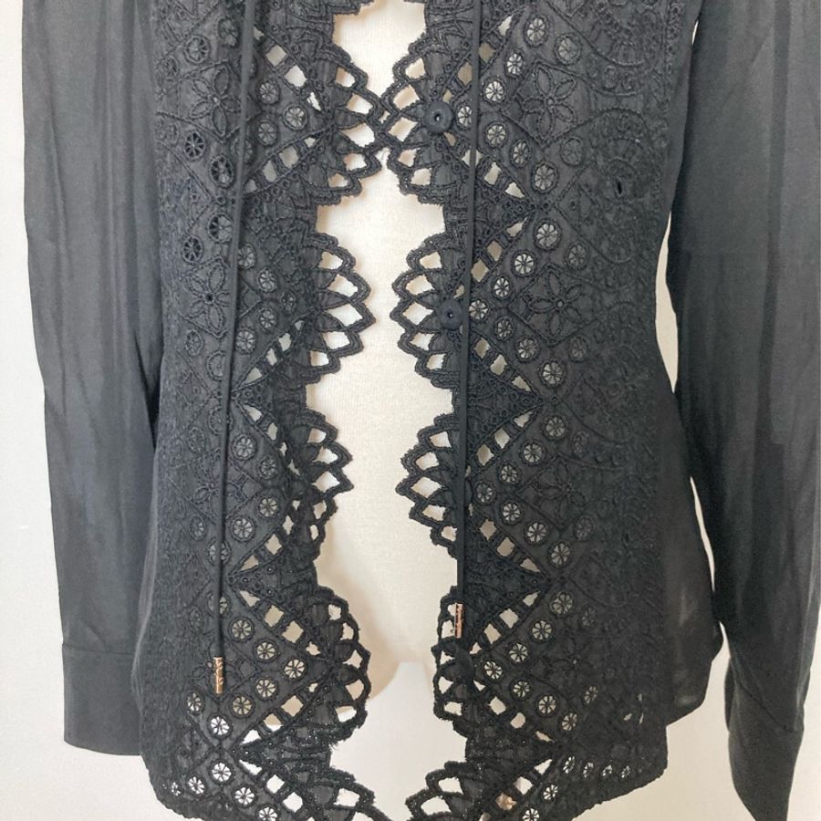 正品GUCCI 黑色布蕾絲很性感的絲質蕾絲襯衫/罩衫外套42號(M~L)-4