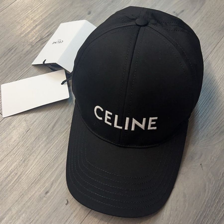 🚨 雙11最後倒數・今晚錯過等明年！【CELINE】經典品牌LOGO標誌棒球帽 黑(下單前須先私訊)-0