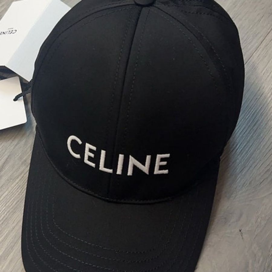 🚨 雙11最後倒數・今晚錯過等明年！【CELINE】經典品牌LOGO標誌棒球帽 黑(下單前須先私訊)-1