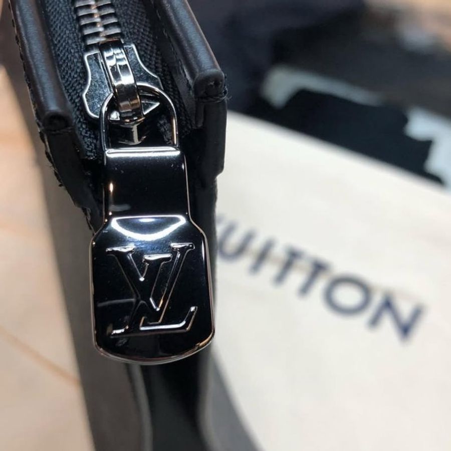 🚨 雙11最後倒數・今晚錯過等明年!【【LOUIS VUITTON LV 路易威登】Monogram Eclipse帆布拉鍊手拿包(下單前須先私訊)-3