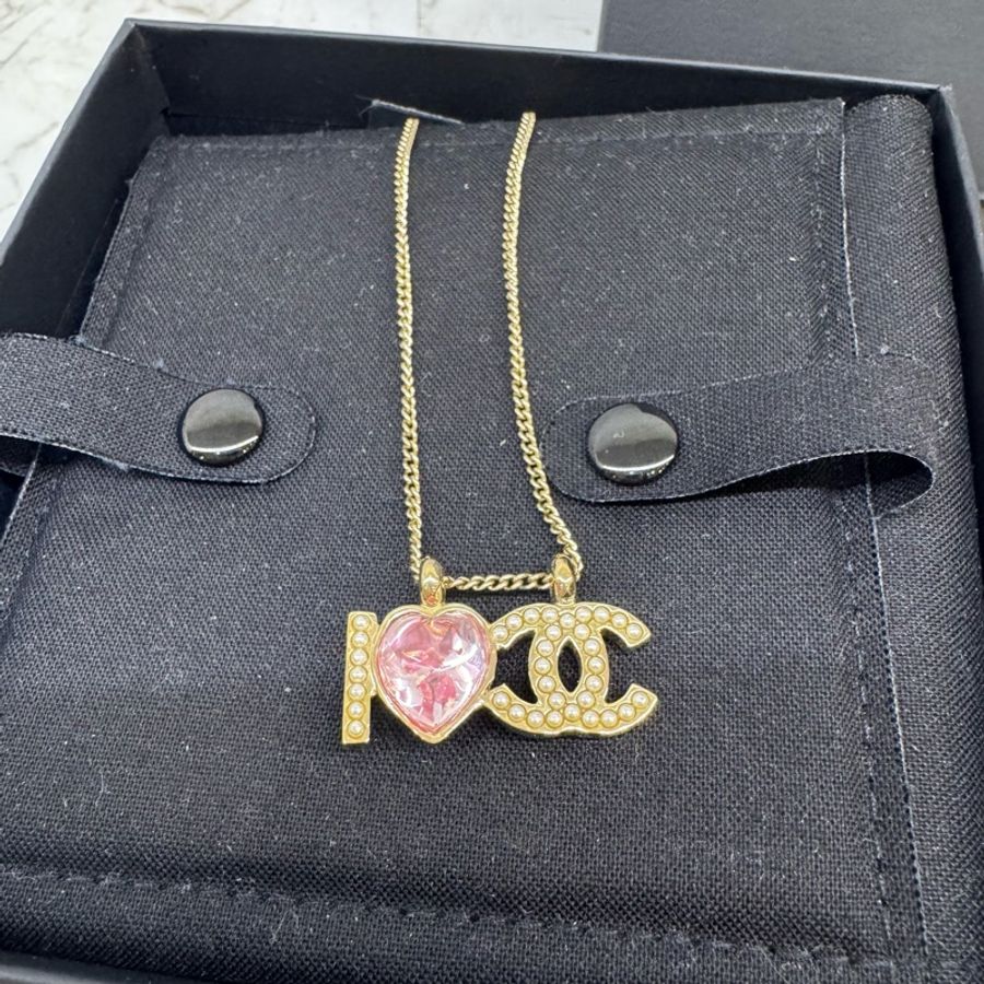 CHANEL粉水晶淡金ILOVE雙C造型鍊-1
