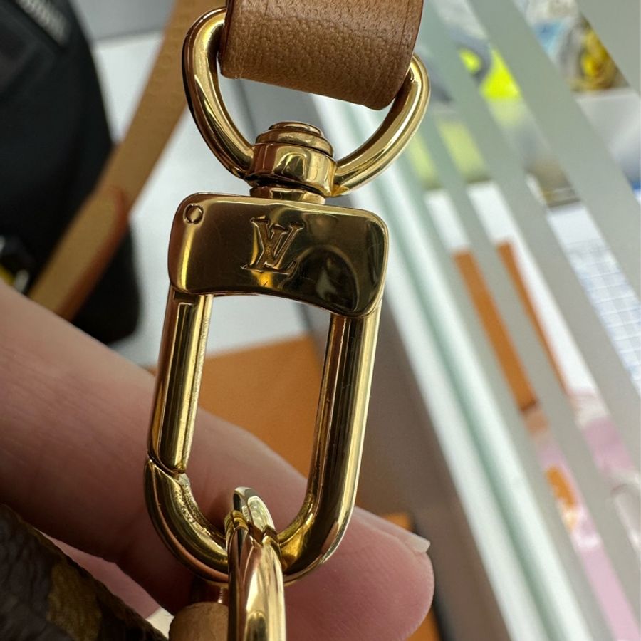 LV Fold Me 老花薯條袋 晶片款 斜肩包-10
