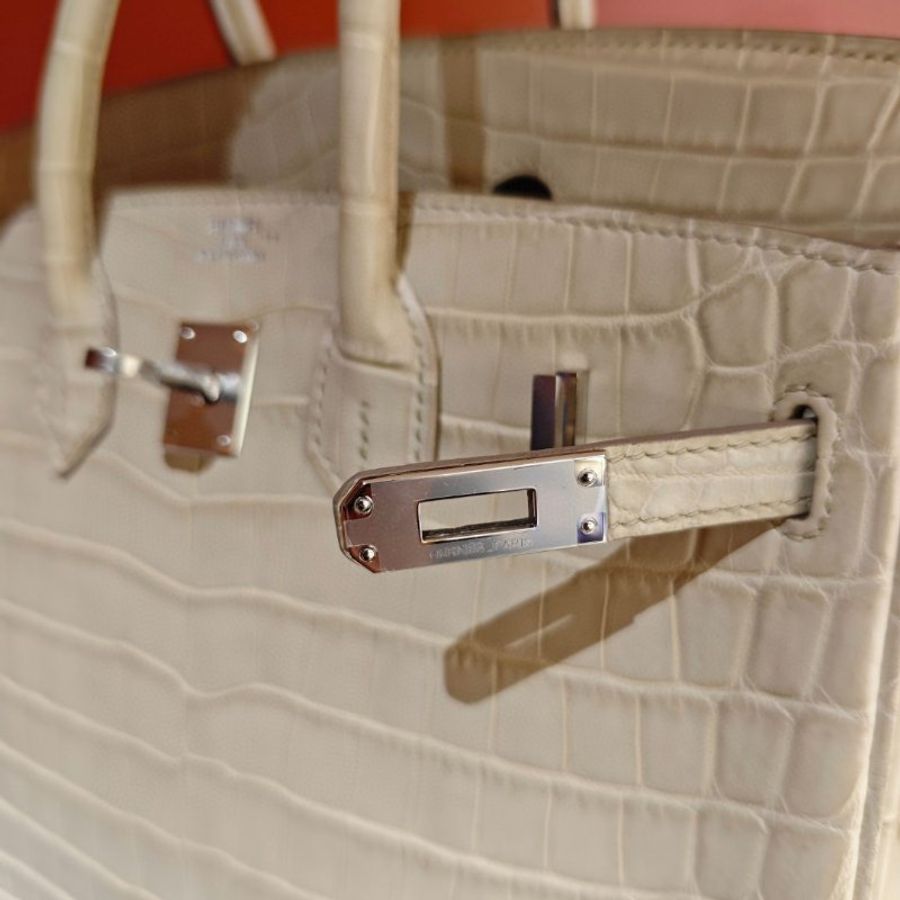 【極致天菜】HERMES BIRKIN 25 冰川白 霧面鱷  銀扣-3