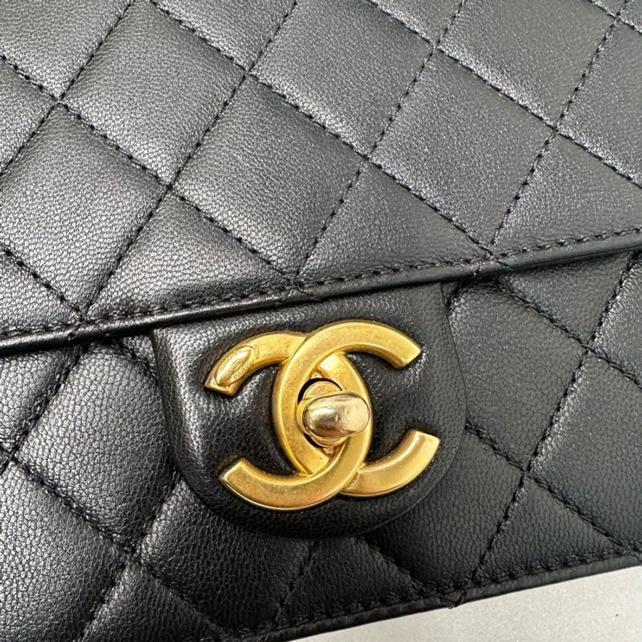 Chanel cf 限定款橫版珍珠包 29開-6