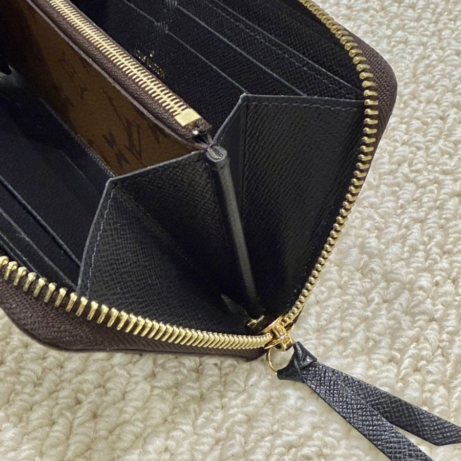 Louis Vuitton - 雙色窄版Clémence ㄇ型拉鍊長夾-16
