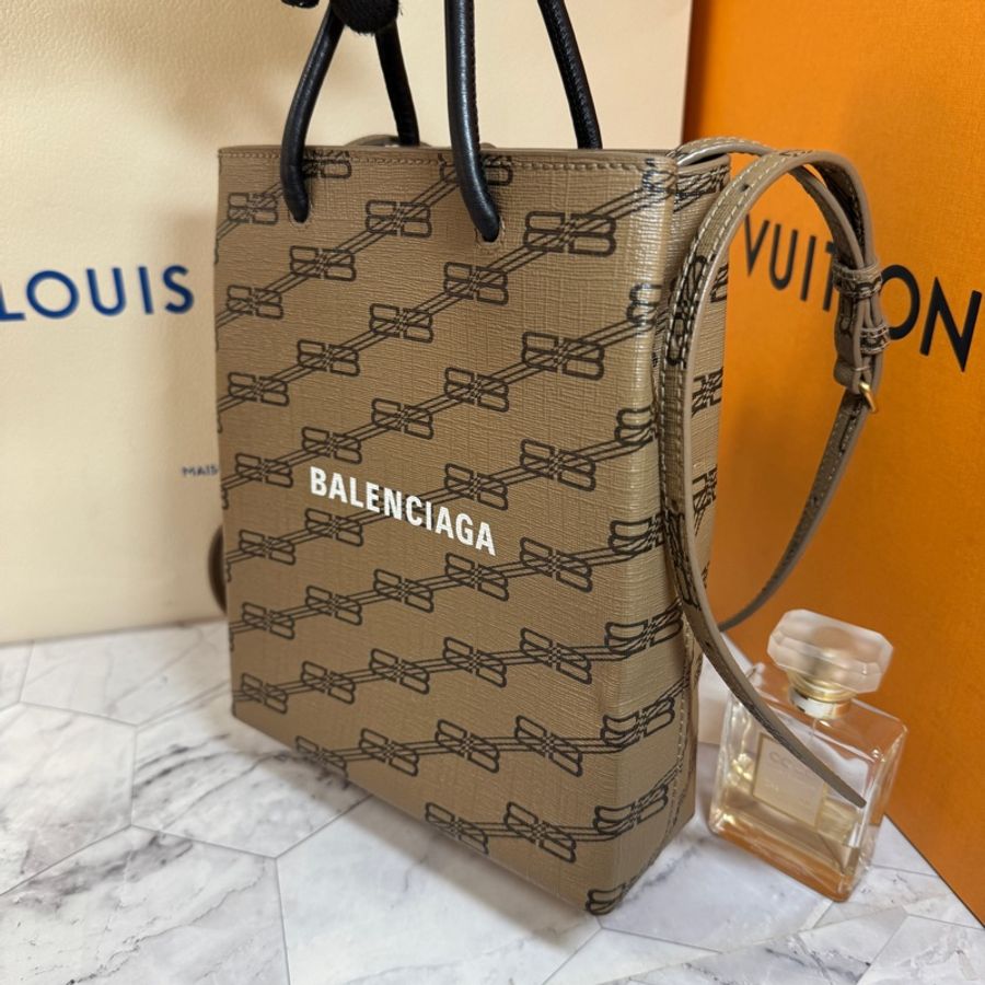 Balenclaga 琴譜包 ⭕️❤️‍🔥離櫃閑置 💖收藏分享💖-6