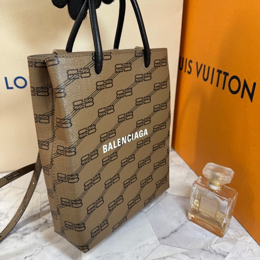 Balenclaga 琴譜包 ⭕️❤️‍🔥離櫃閑置 💖收藏分享💖-8
