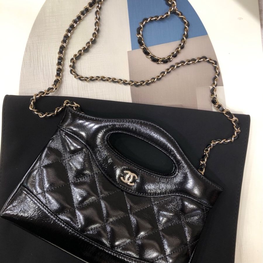 Chanel 黑金31bag Nano-1