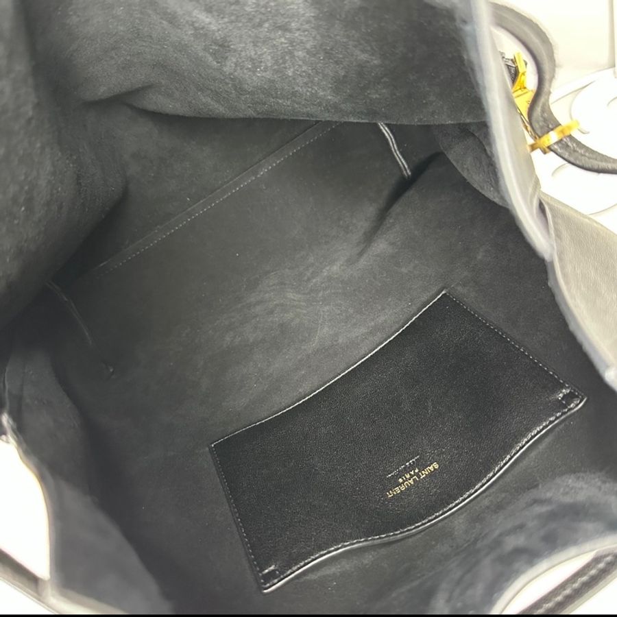 YSL 聖羅蘭 黑色 小羊皮 抽繩水桶包-14