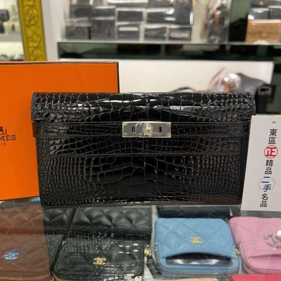 東區正精品㊣HERMES PORTEFEUILLE DEPL KELLY 近全新愛馬仕黑色鱷魚皮紋銀釦三折長夾手拿包 方塊M刻 RA1829-1