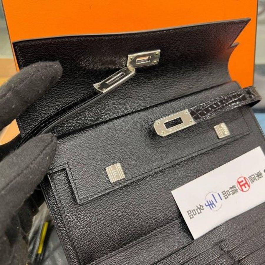 東區正精品㊣HERMES PORTEFEUILLE DEPL KELLY 近全新愛馬仕黑色鱷魚皮紋銀釦三折長夾手拿包 方塊M刻 RA1829-2