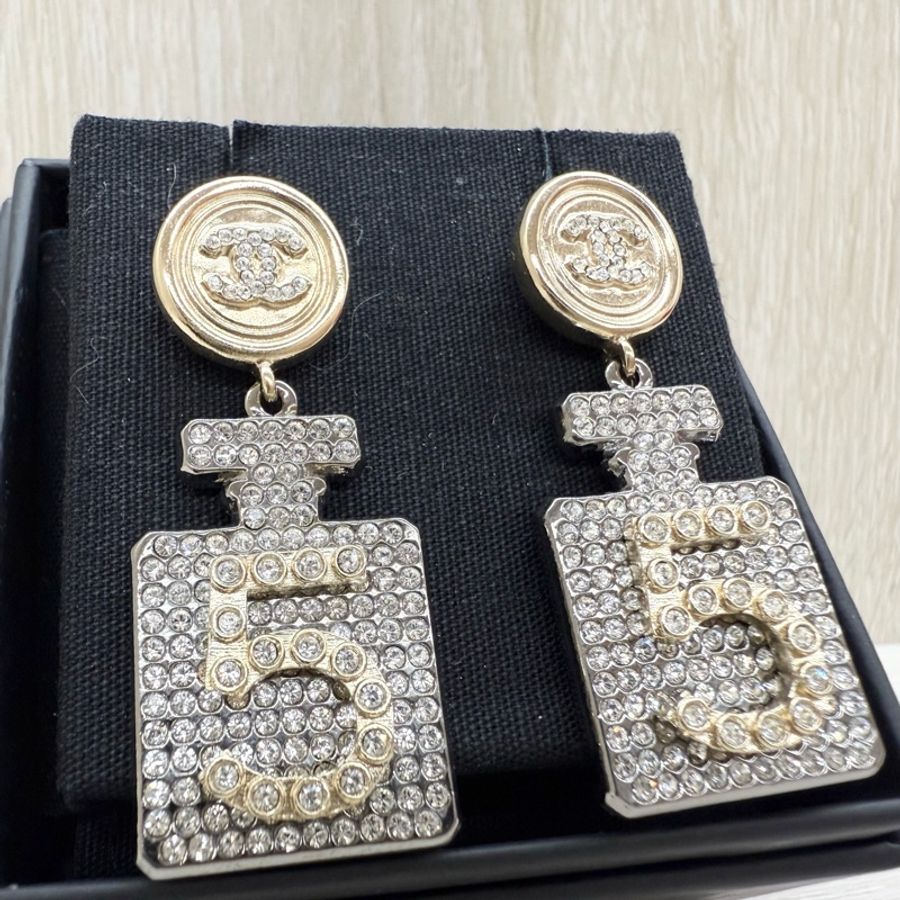 CHANEL銀色水鑽5號香水造型耳環-3