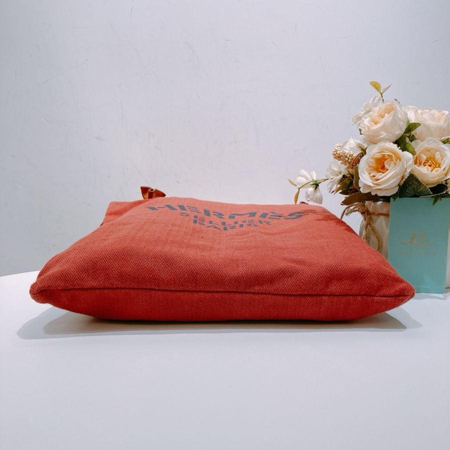 TW4499 Hermes 再度回歸Aline 帆布包 Aline Grooming Bag-4