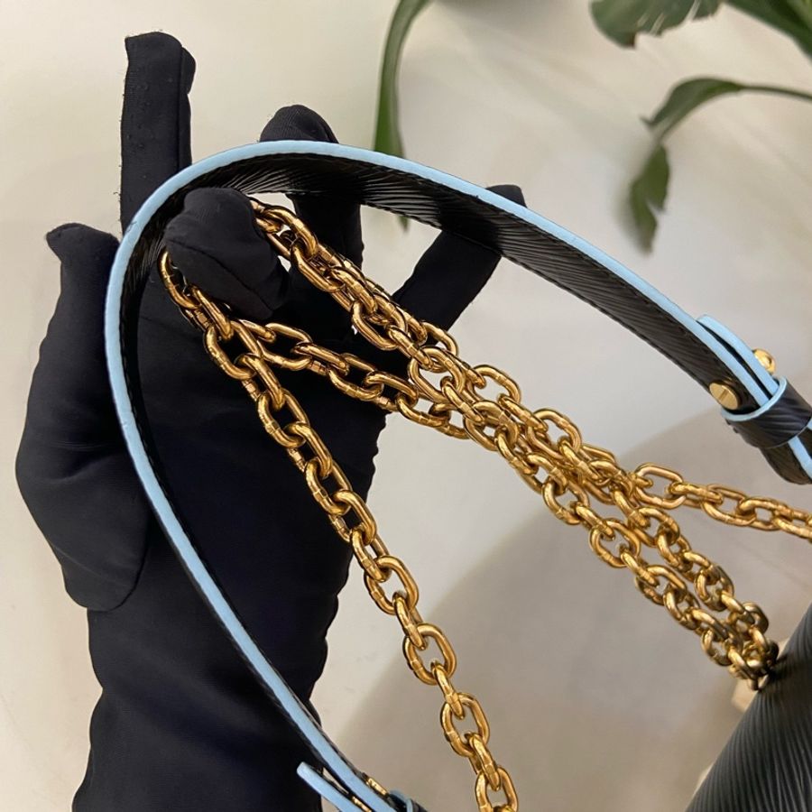LV twist 黑金中號限定水波紋花卉扭扭包 配彩色立體小花 尺寸約23*8*18cm。-16