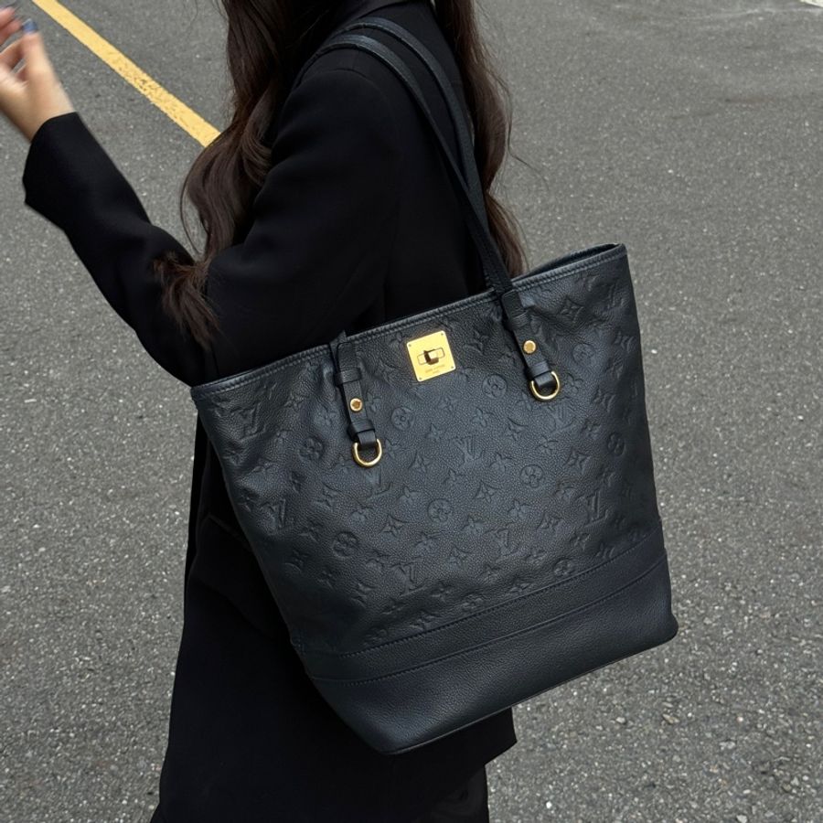 (超稀有⏰) LV 專櫃高級款 全牛皮凱莉釦 托特包👜 專櫃13萬!-21