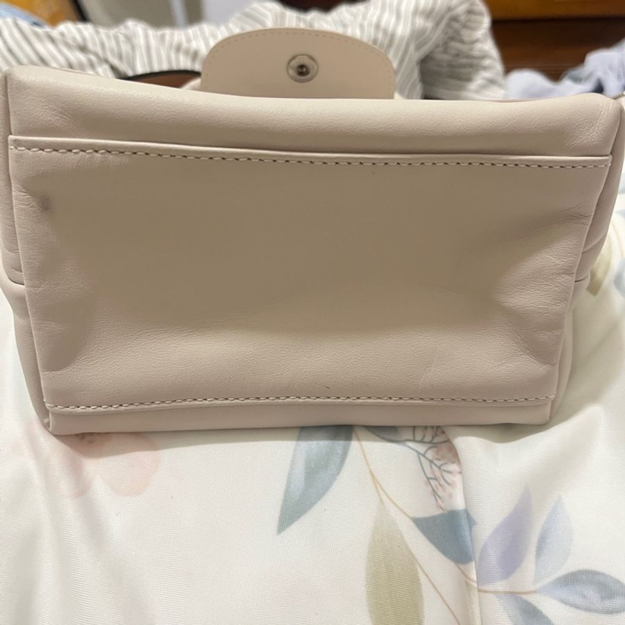 longchamp皮革包-1