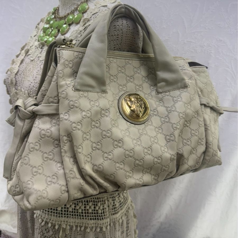 Gucci Handbag-10