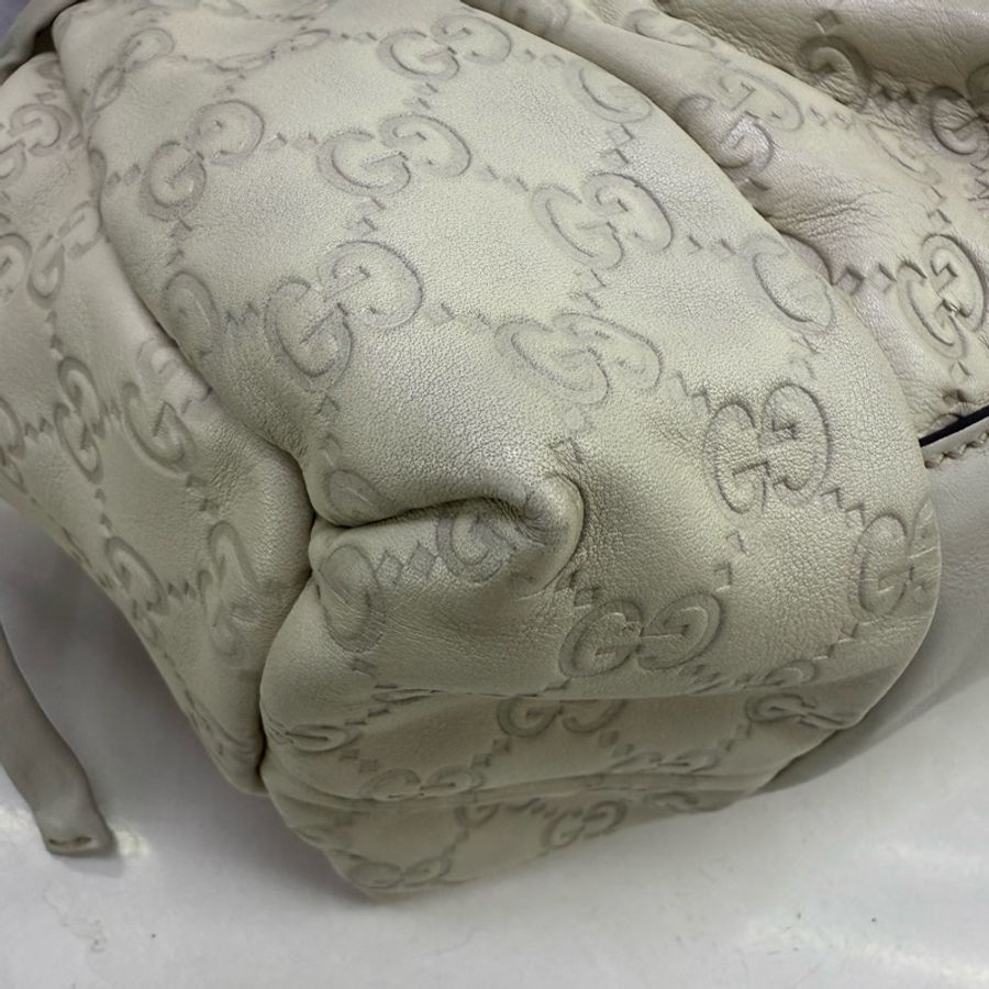 Gucci Handbag-18