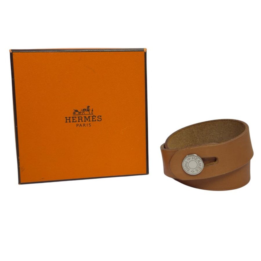HERMES Clou De Selle 手帶 框Q刻-1