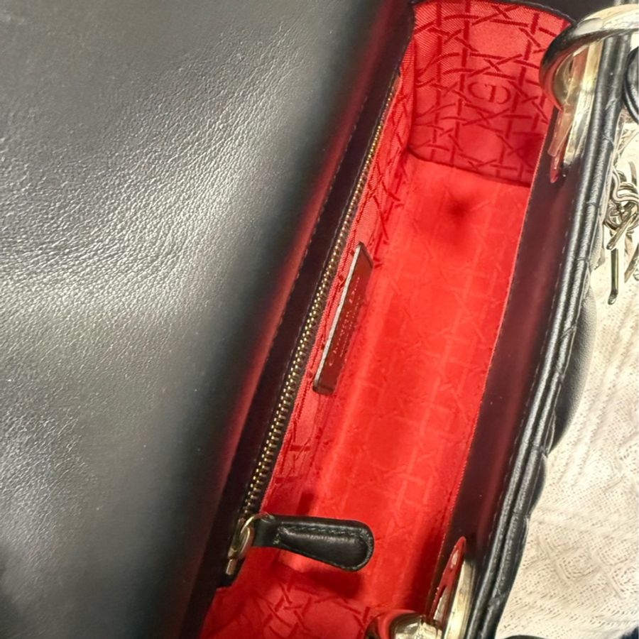 Dior 黑银四格戴妃 徽章肩带-10