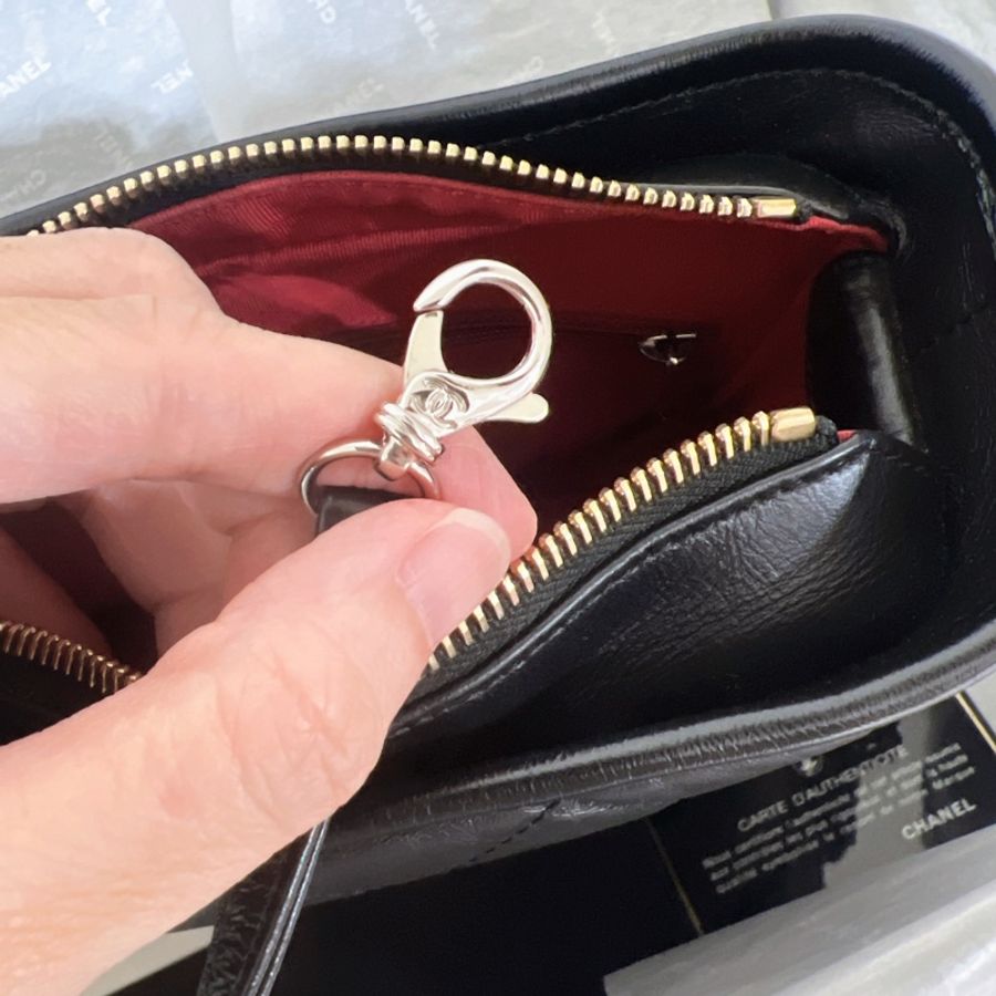 全配🈶購證 Chanel 香奈兒 限量提把流浪包 黑金 小號-16