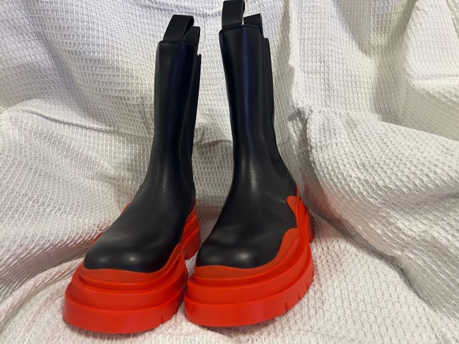 Bottega Veneta | BV 黑色切爾西半筒靴 38.5-2
