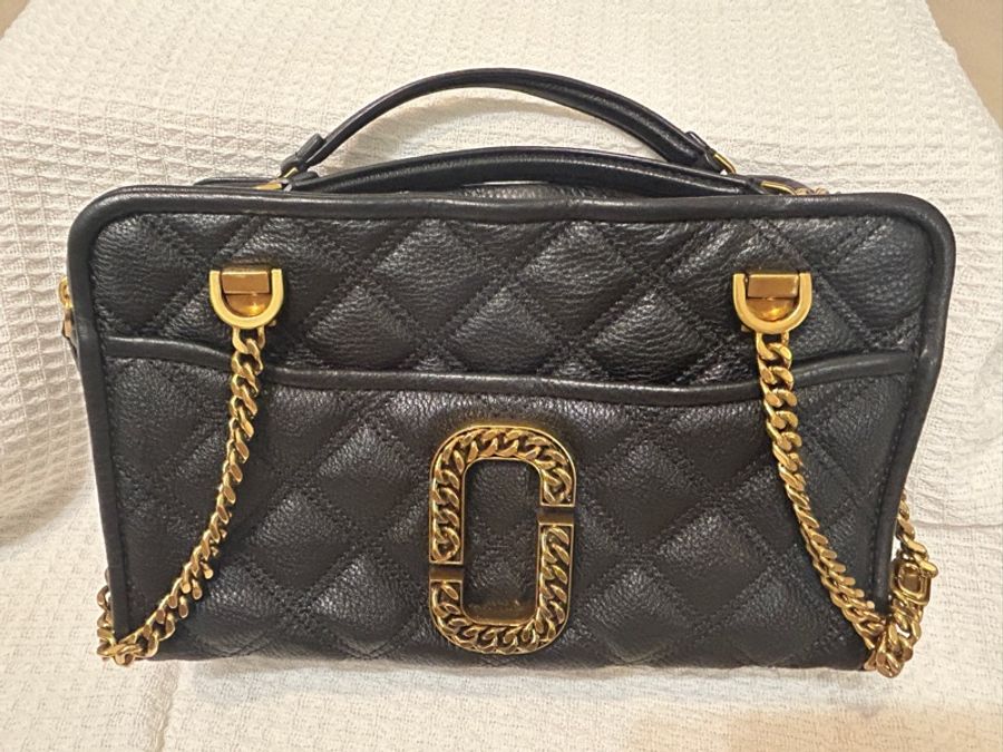 Marc Jacobs | MJ黑色荔枝紋格金色鏈條相機包-1