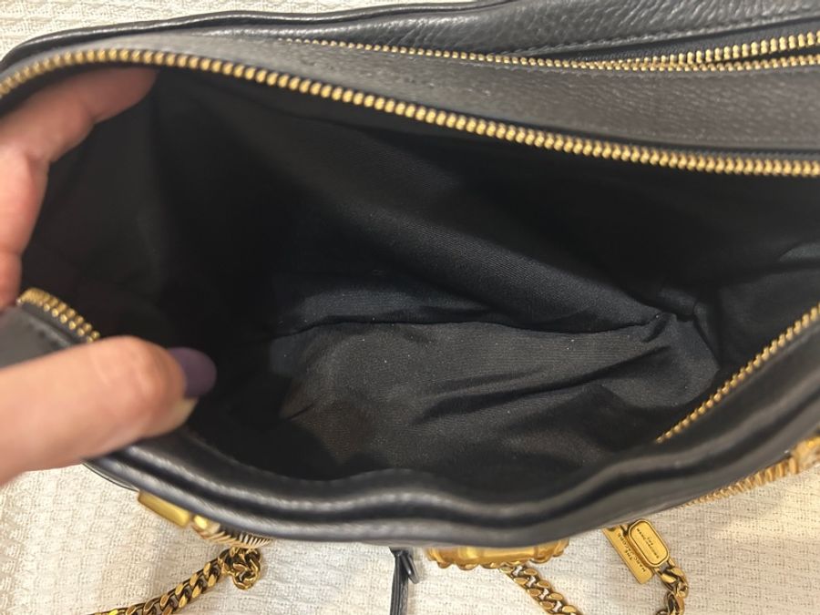 Marc Jacobs | MJ黑色荔枝紋格金色鏈條相機包-12