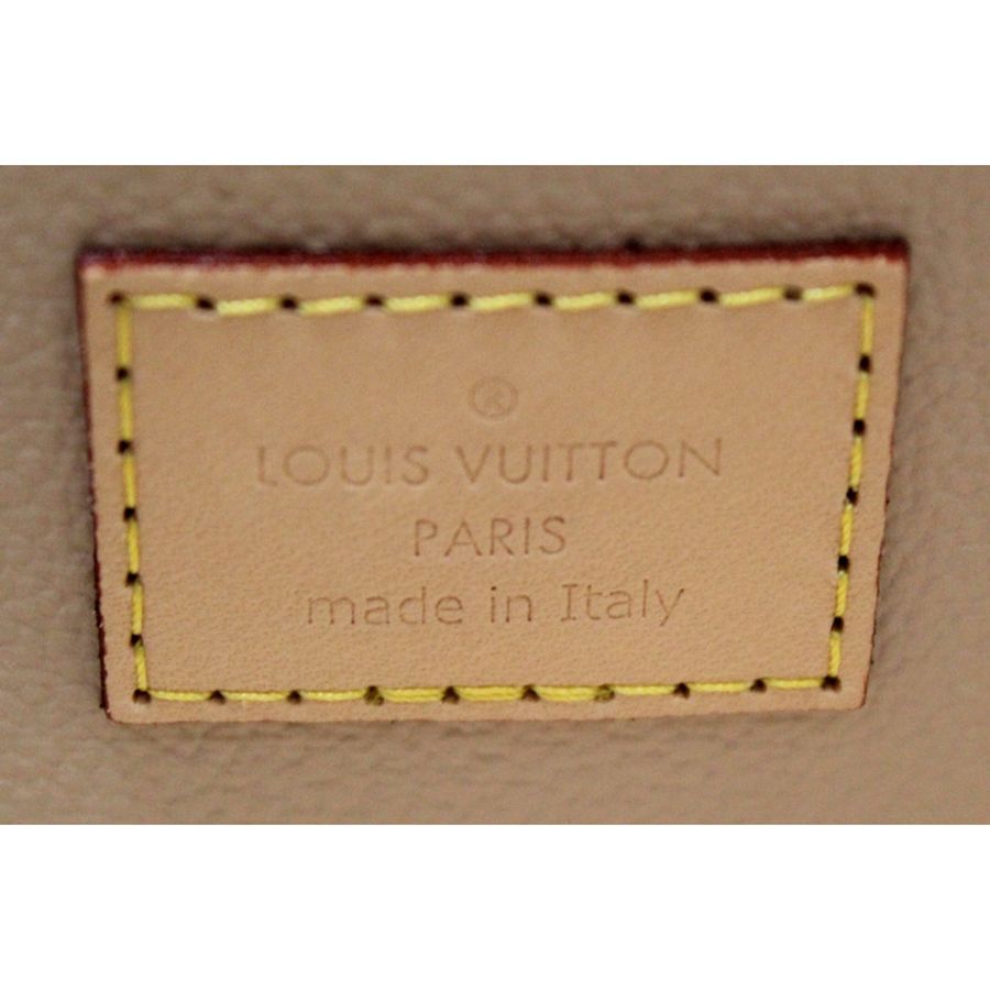 Louis Vuitton Classic Monogram Nice Mini Beauty Case-18