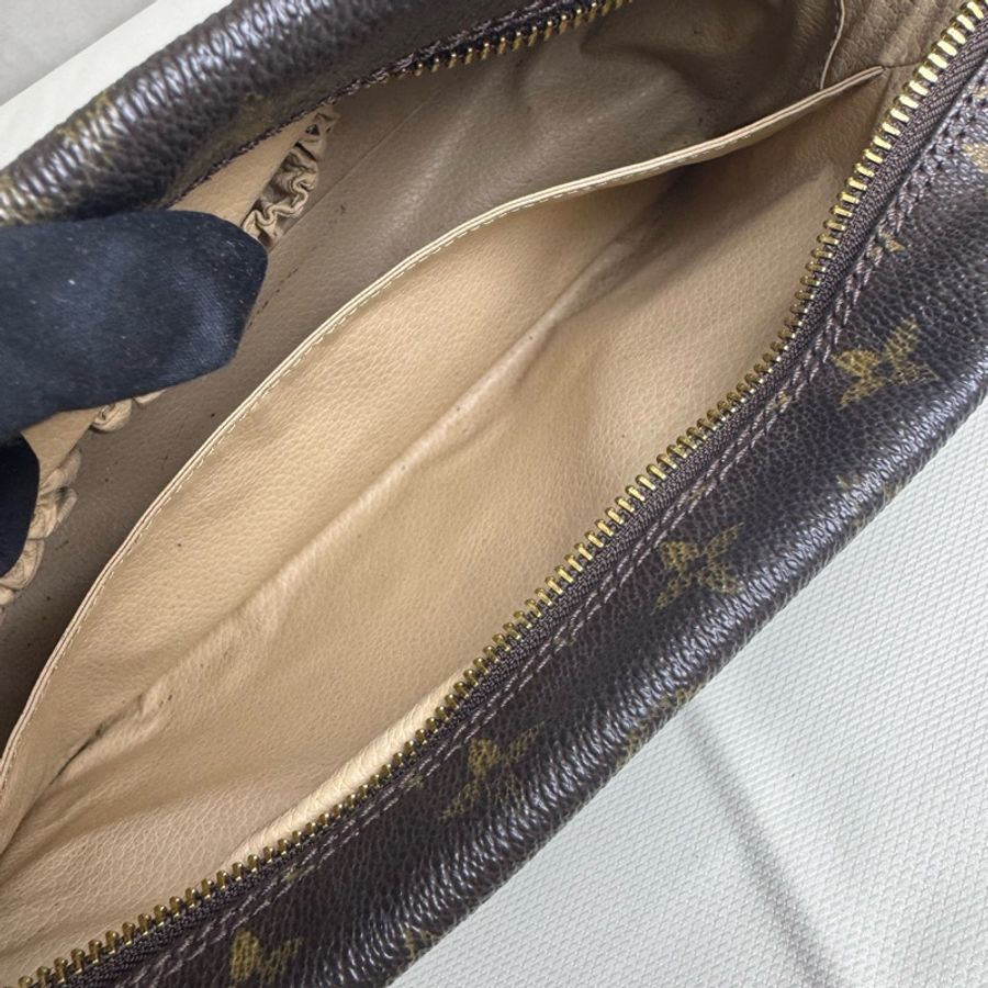 Louis Vuitton 經典化妝包-19