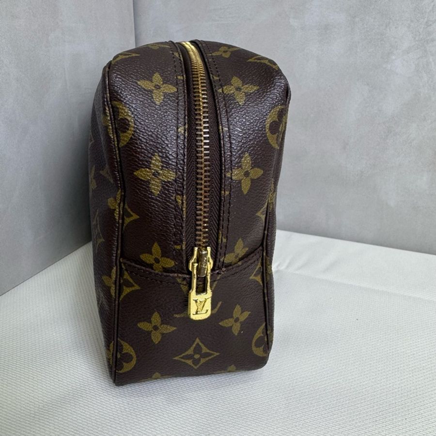 Louis Vuitton 經典化妝包-3