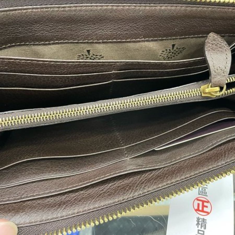 東區正精品㊣MULBERRY 咖啡色全皮圓牌LOGO L型拉鍊長夾皮夾 RA1115-2